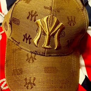 Men's & Women's Trendy Embroidered Baseball Caps New York